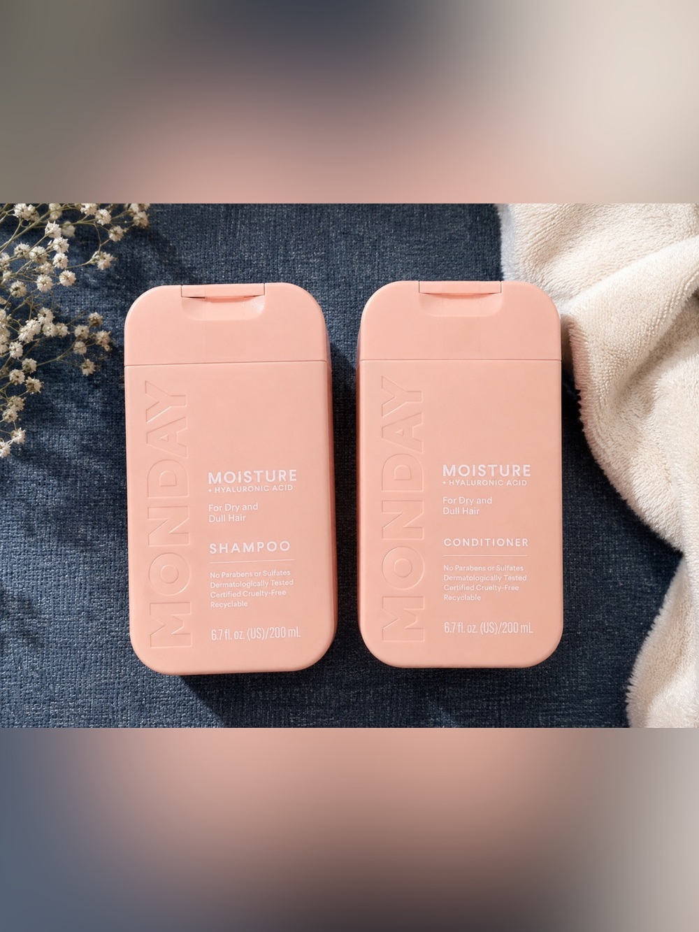 Monday- NEW Moisture Hyaluronic Acid Shampoo & Conditioner Set